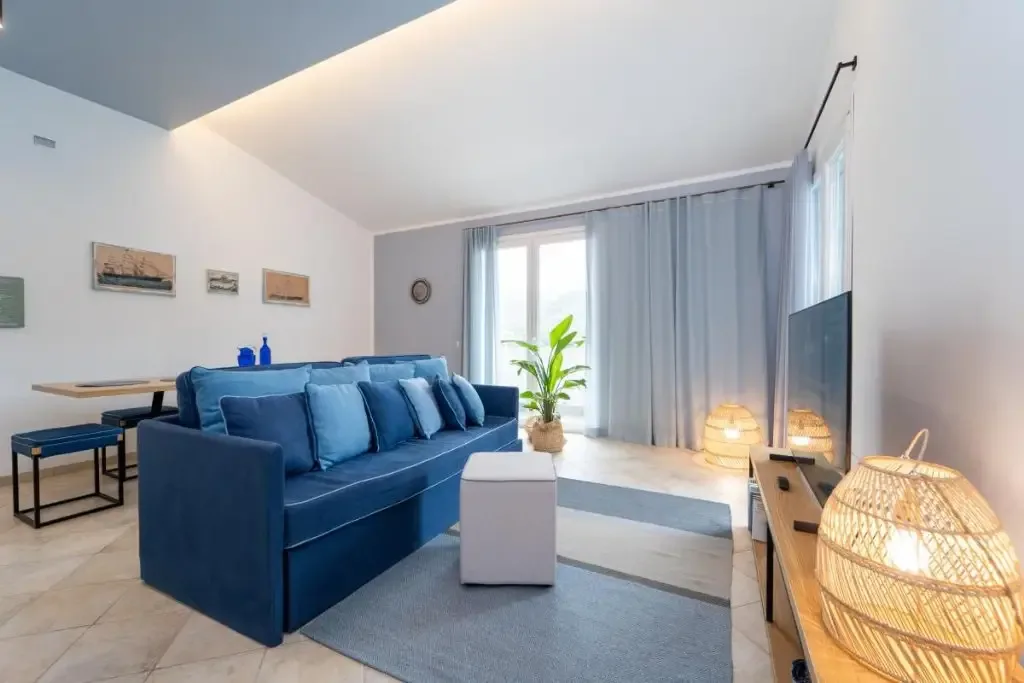Casa Radiosa, la villa Deluxe di Elbitat